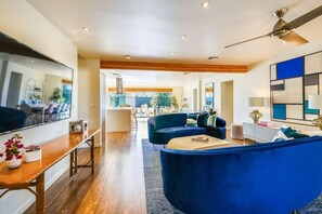 TV, offices - Indigo Oasis | Pool | Sleeps 20 (Phoenix)