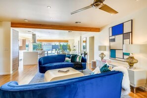 TV, offices - Indigo Oasis, Pool,  Sleeps 18 (Phoenix)