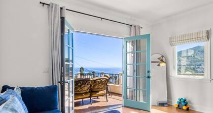 117V - Modern Avalon house, WIFI, Golf Cart and patio with BBQ, Ocean Views