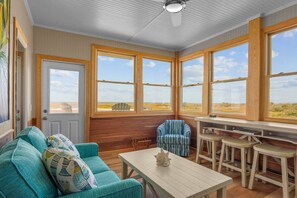 Smart TV, books - Canalfront Home w/ Private Boat Dock, Sound Access, Pool Table, and Smart TVs (Hatteras)