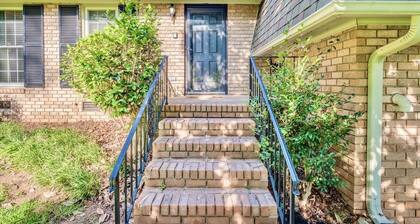 Spacious Retreat Near Lake Hartwell, Clemson & Greenville!