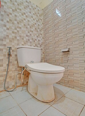 Deluxe Double Room | Bathroom
