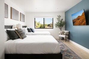 7 bedrooms, iron/ironing board, free WiFi, bed sheets