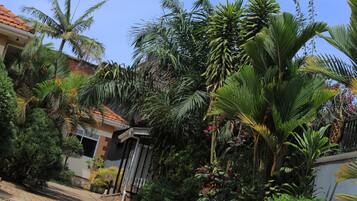 Executive Apartment | Living area | Fireplace