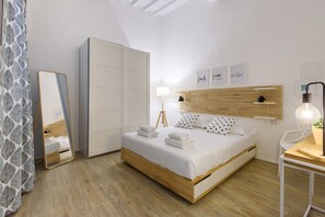 Design-Apartment | 1 Schlafzimmer, hochwertige Bettwaren, Daunenbettdecken