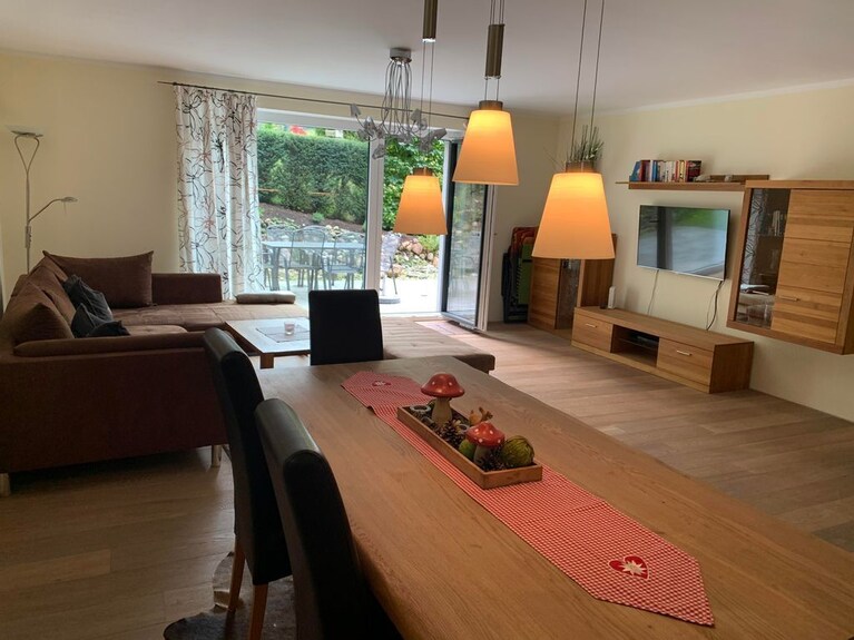 Alpensuiten - Gartensuite, 2 Schlafzimmer, Bad/dusche, Wc - Ellmau