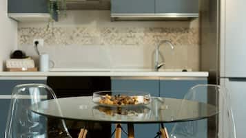 Fridge, microwave, oven