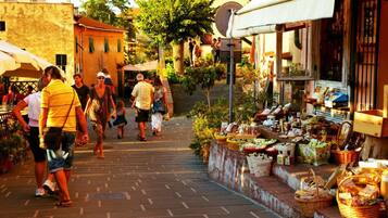 Ristorazione all'aperto