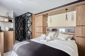 1 bedroom, free WiFi, bed sheets