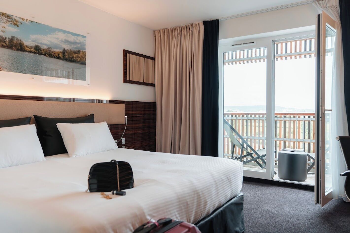 Comfort Double Room | Premium bedding, minibar, in-room safe, desk