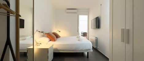 2 chambres, fer et planche Ă repasser, Wi-Fi, draps fournis