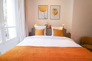 3 chambres, fer et planche à repasser, lit parapluie, Wi-Fi