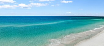 Pet Friendly with Pool & Bikes