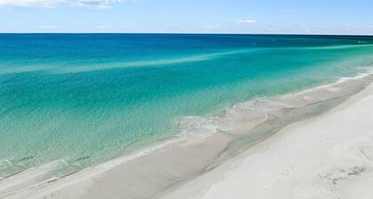 Pet Friendly with Pool & Bikes