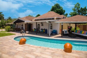 Villa | 4 bedrooms - Itti Barry Villa - Your Authentic Stay (Ocho Rios)