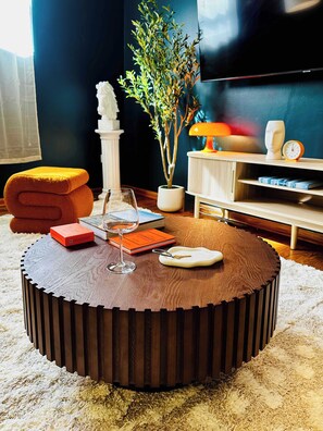 Interior - 2-Car Parking, PingPong, Arcade, 3 Floors! (Chicago)