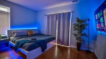 3 bedrooms, desk, iron/ironing board, WiFi