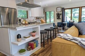 Interior - Sunset Shores, Riverview (Fridley)