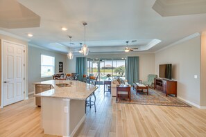 Interior - Punta Gorda Home w/ Lanai & Golf Course View! (Punta Gorda)