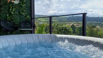 Idromassaggio all'aperto