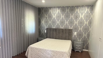 3 Schlafzimmer, Reisekinderbett, WLAN, Bettwäsche