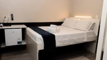 Quarto casal executivo, 1 cama de casal | 1 quarto, roupas de cama premium, ferros/tábuas de passar roupa