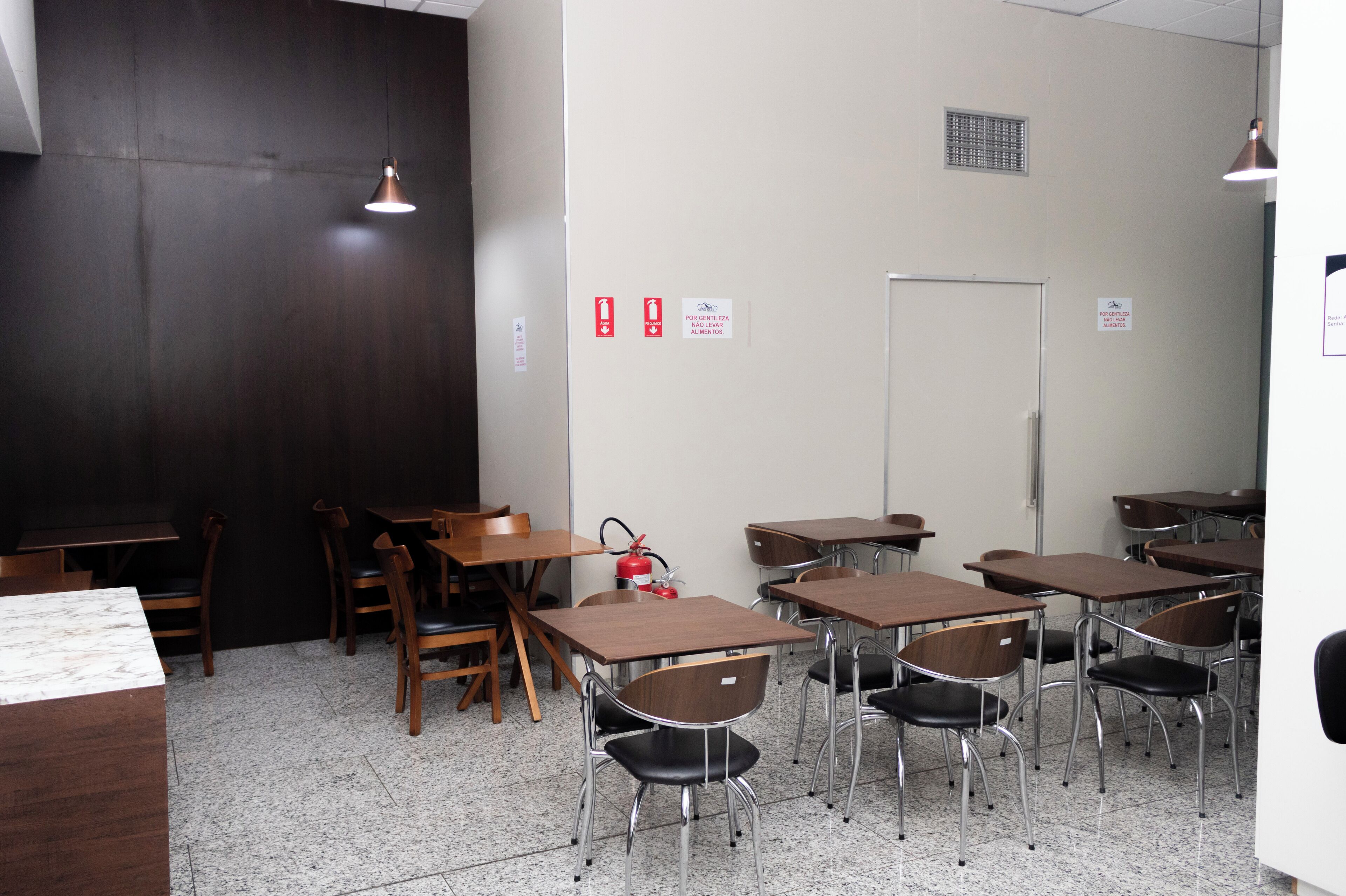 32-inch smart tv with cable channels