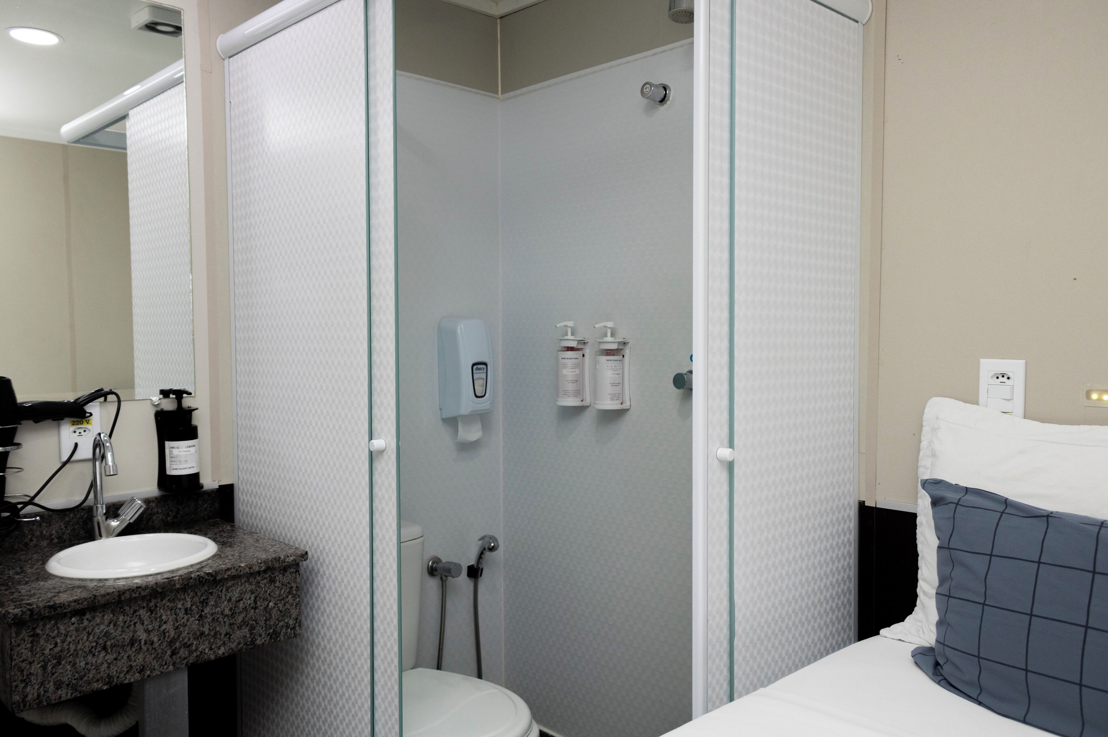 Cabane | 1 chambre, literie de qualité supérieure, décoration personnalisée