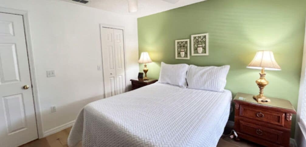 Luxury House | 3 bedrooms, iron/ironing board, free WiFi