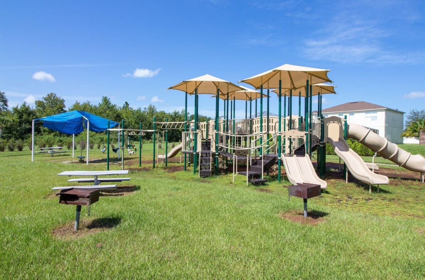 Children’s play area – outdoor