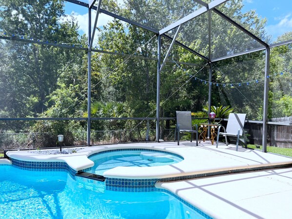 A heated pool - Lovely 4 Bed 3 Bath Pool Home with Spa-5330CVL (Kissimmee)