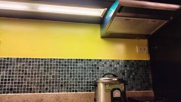 Fridge, microwave, stovetop, electric kettle