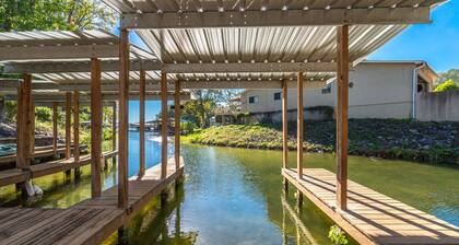 Lakeside Cove - Lakefront Home