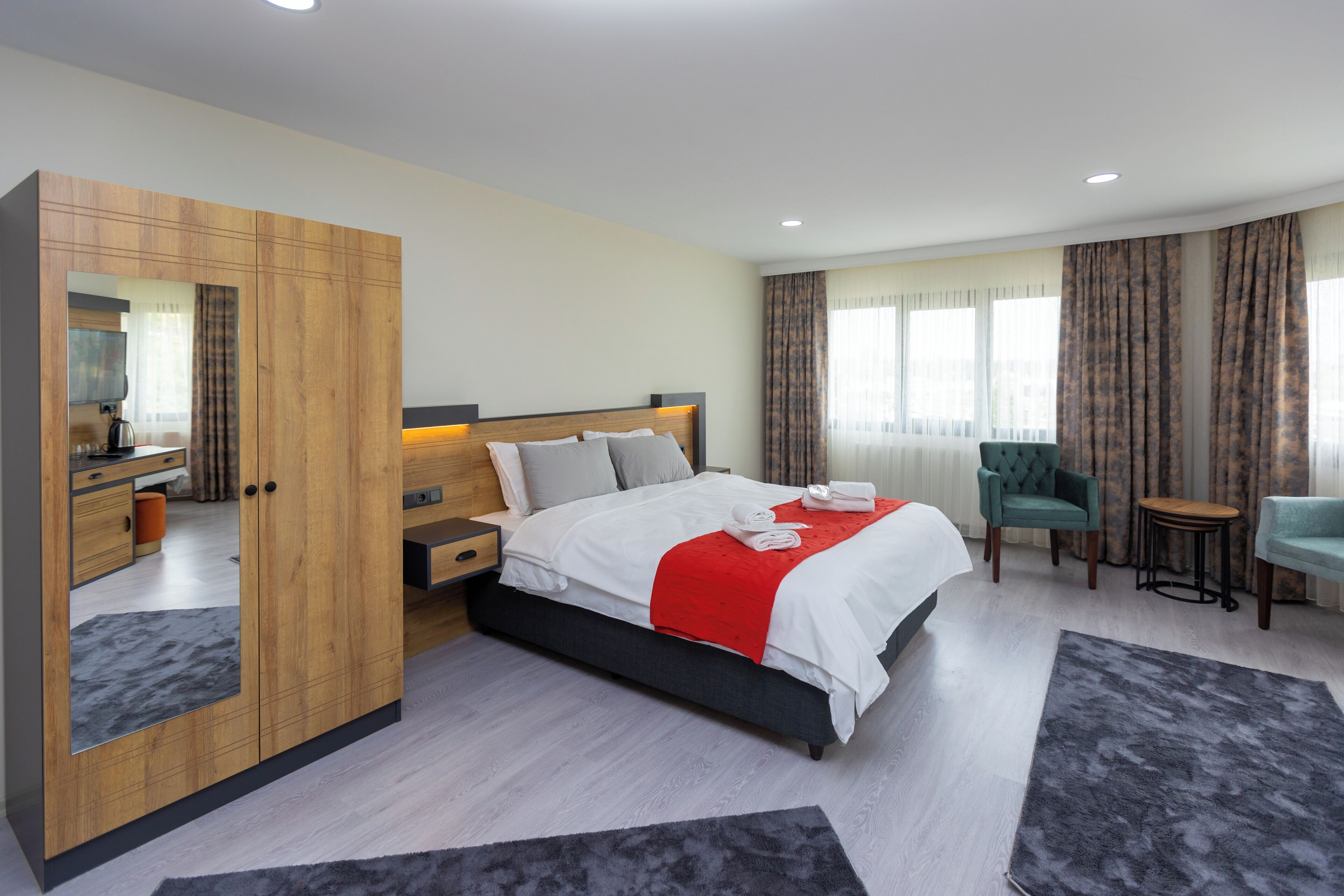 Deluxe Triple Room | Premium bedding, laptop workspace, blackout drapes, soundproofing