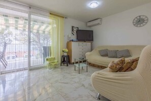 Living area - Holiday apartment with a/c (Selce)