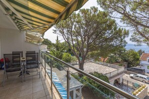 Outdoor dining - Holiday apartment with a/c (Selce)