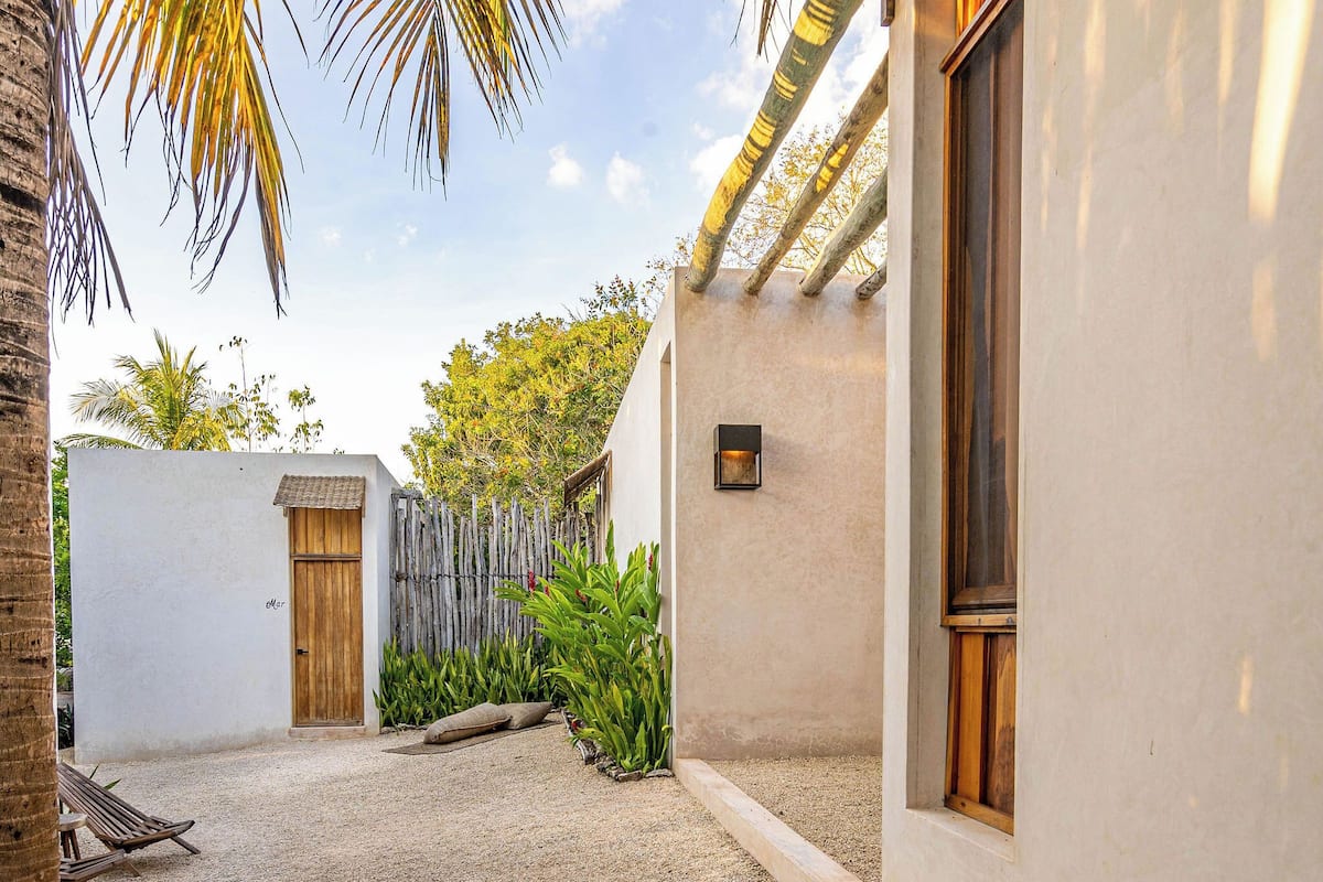 Suite | 1 bedroom, premium bedding, minibar, individually decorated