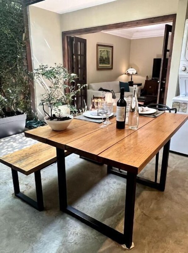 Dining - Charming Barrio Escalante Home (San José)