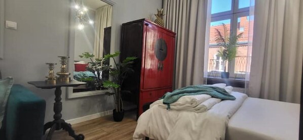 1 Schlafzimmer, Schreibtisch, Bügeleisen/Bügelbrett, WLAN