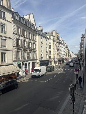 Parking - Bon Marche - Standing apartment (Paris)