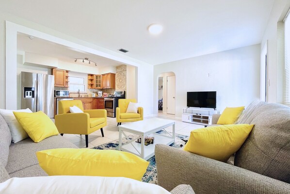 Téléviseur connecté, foyer