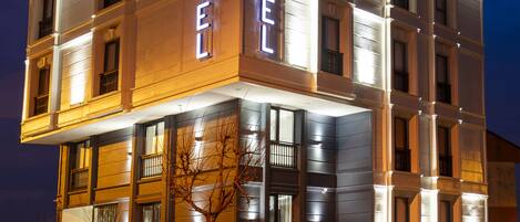 Front of property - evening/night