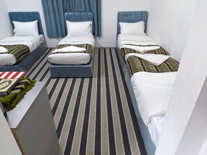 Habitación triple básica | Wifi gratis