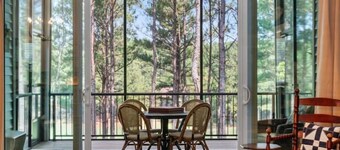 Golf Front, Putting Green, Tree Top Views