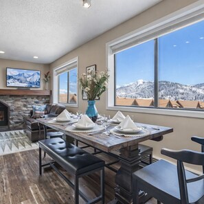 Dining - Ski-In Ski-Out at Park City Mountain Base! (Park City)