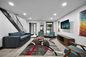 Villa | 2 bedrooms, Internet - Escape to This Gorgeous new Wilton Manors Villa (Wilton Manors)