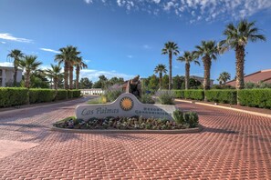 Property grounds - Beautiful St. George Condo in Las Palmas Resort! (St. George)