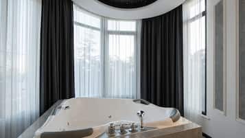 Premium bedding, minibar, desk, laptop workspace