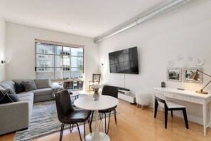 Télévision, espaces bureaux