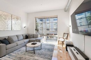 Fernseher, Arbeitsbereiche